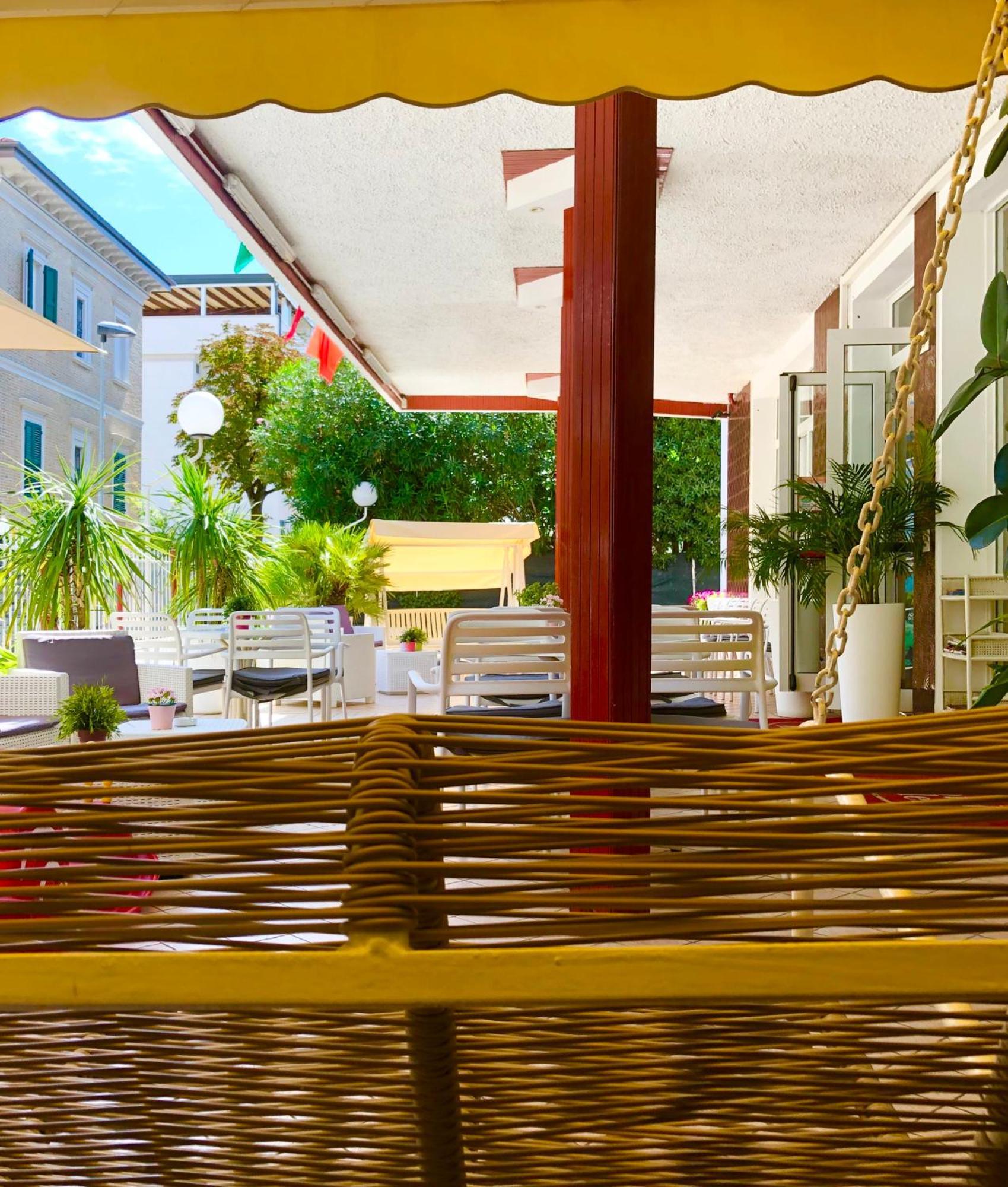 Hotel Alessi** Rimini Exterior photo